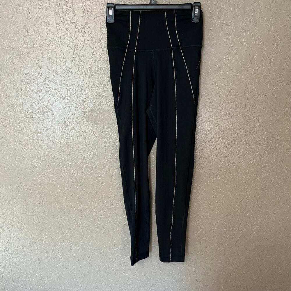 Nike Yoga leggings black small 7/8 cropped